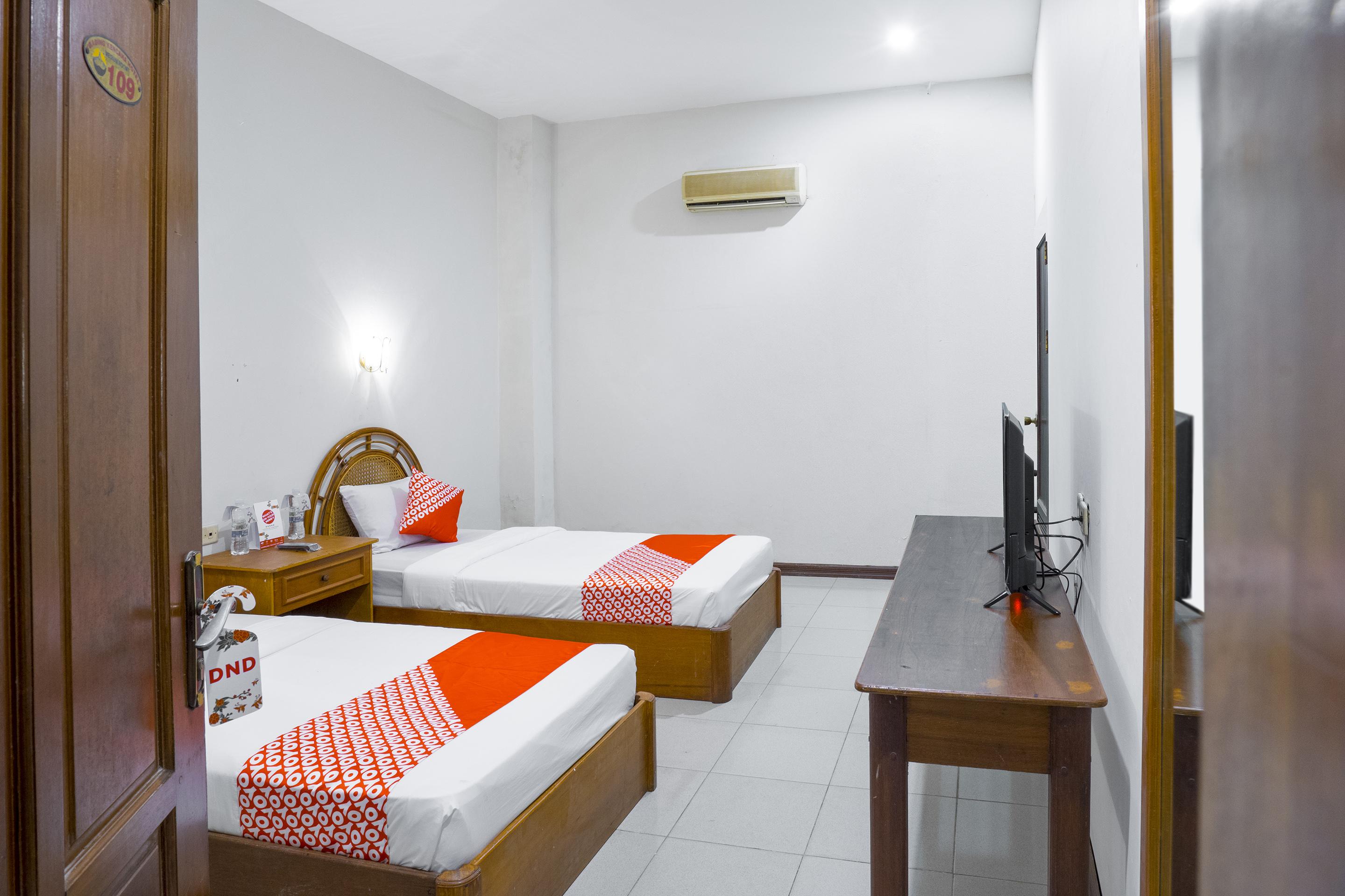 Urbanview Hotel Gading Kencana Samarinda By Reddoorz Exterior photo
