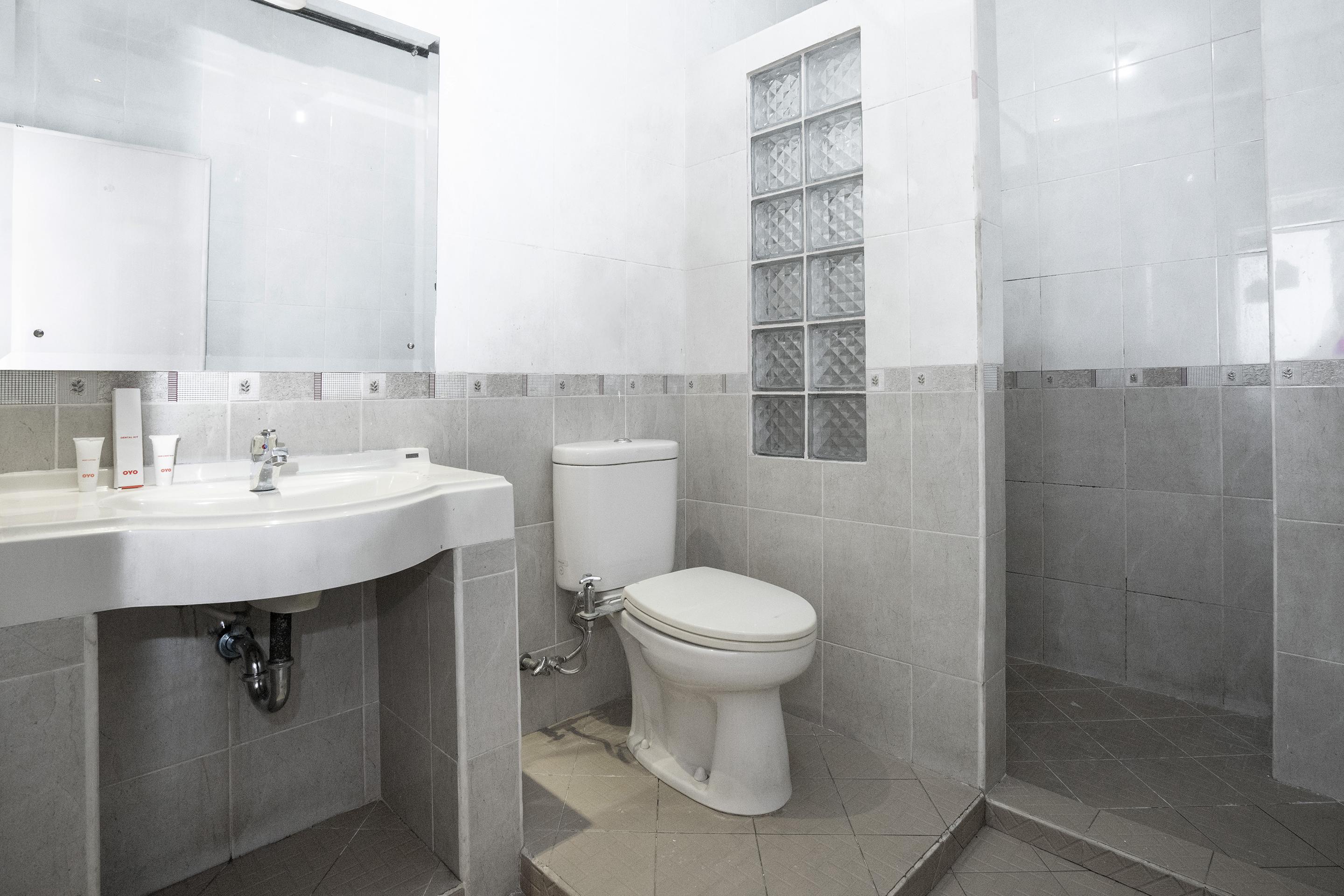 Urbanview Hotel Gading Kencana Samarinda By Reddoorz Exterior photo